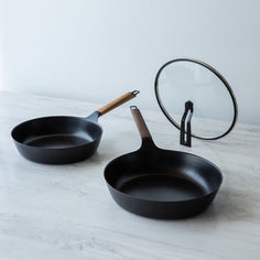 Vermicular Deep Sauté Pan with Lid – Walnut Handle Equipment Vermicular 