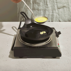 Iwachu Cast Iron Omelette Pan 8-1/2 Equipment Miya Company 