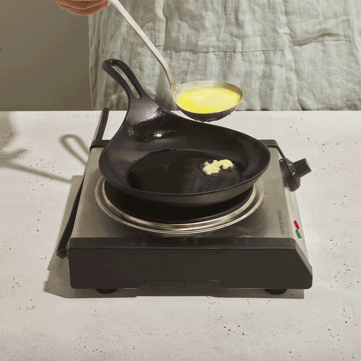 Iwachu Cast Iron Omelette Pan 8-1/2 Equipment Miya Company 